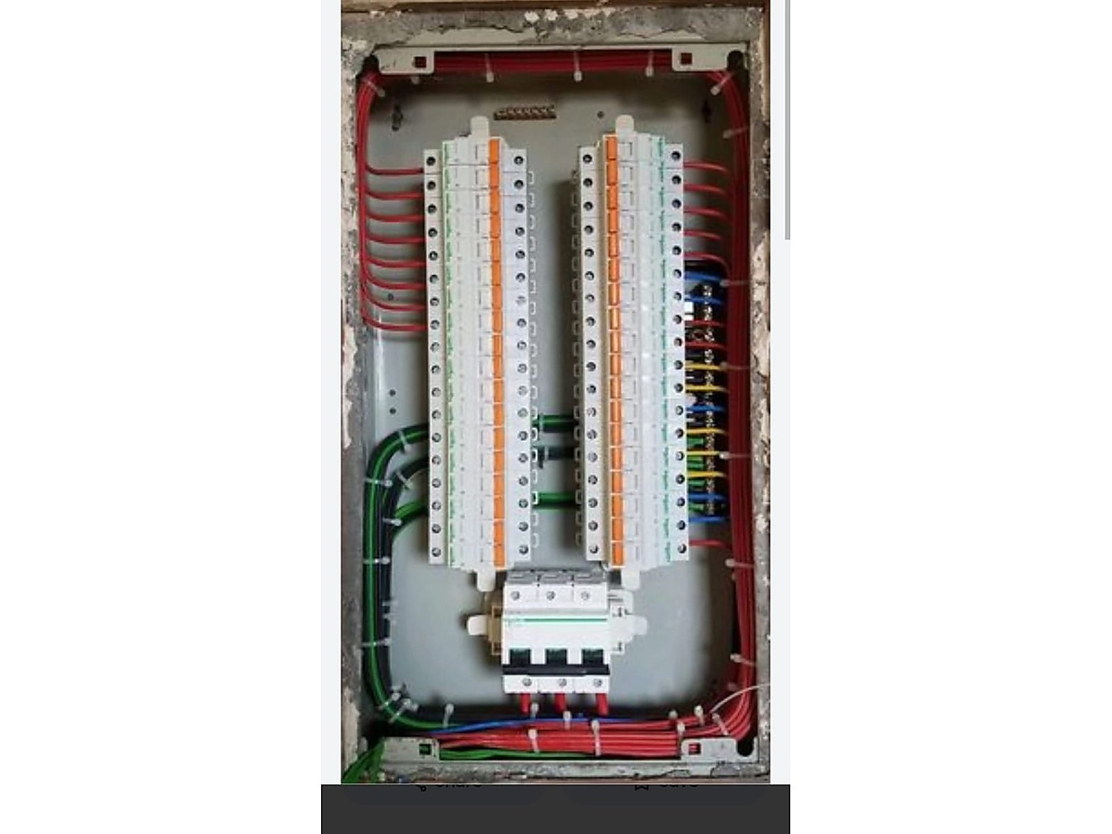 Electrical repair project: distribution board tidy and labeling